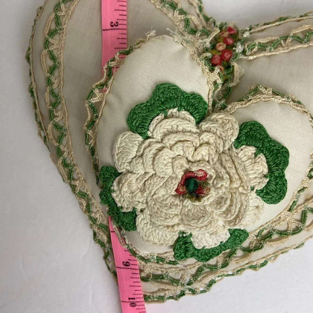 Vintage Retro Pillow Heart
